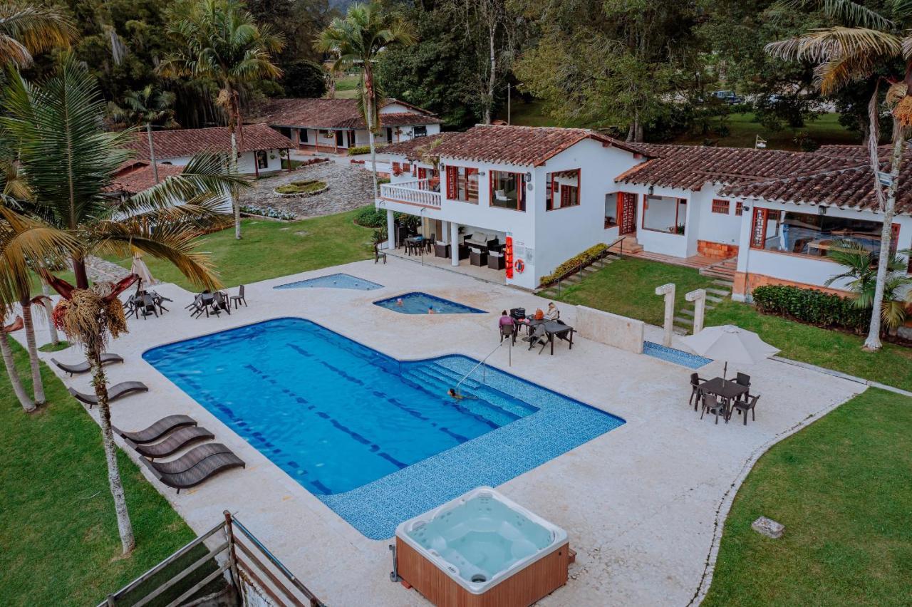 雷蒂罗 Club Campestre Hacienda Fizebad酒店 外观 照片