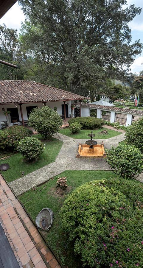 雷蒂罗 Club Campestre Hacienda Fizebad酒店 外观 照片