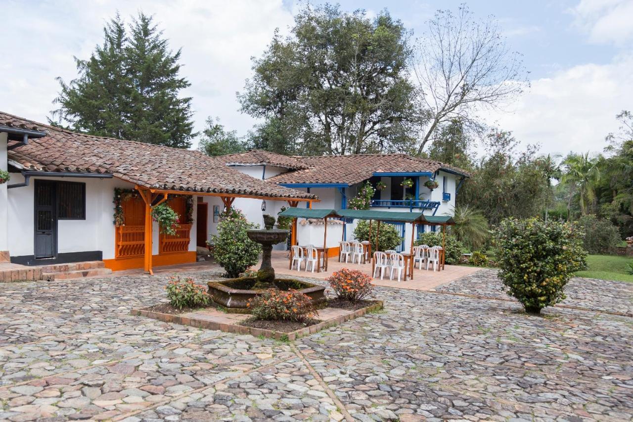 雷蒂罗 Club Campestre Hacienda Fizebad酒店 外观 照片