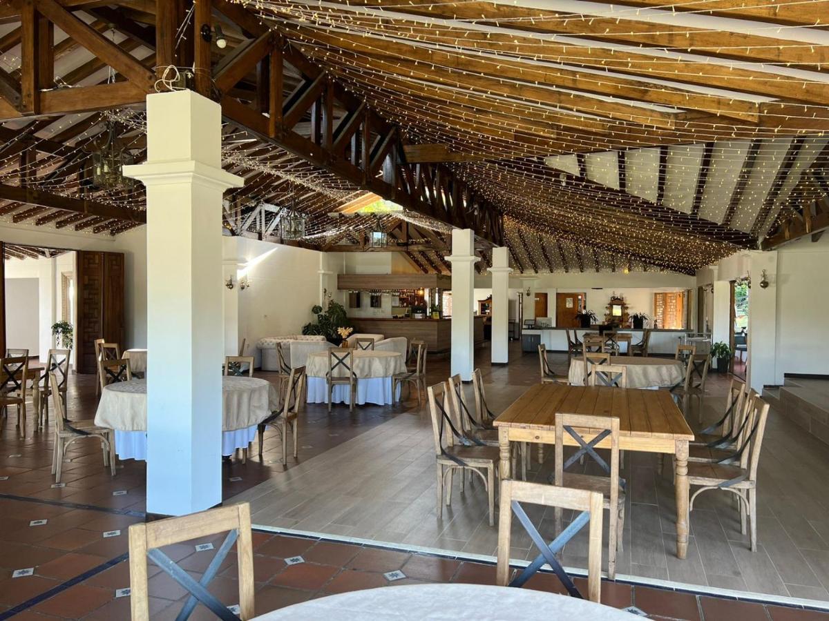 雷蒂罗 Club Campestre Hacienda Fizebad酒店 外观 照片